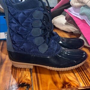 Yoki navy boots